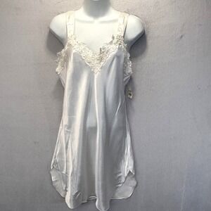 NWT Vintage Satin Embroidered Slip Dress Womens Small White V-Neck Wedding USA